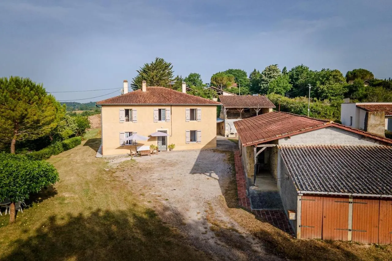 A Lantin Villa Auch